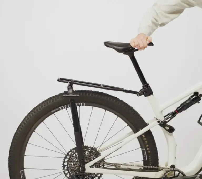 Tailfin’s new universal rack targets adventure cyclists