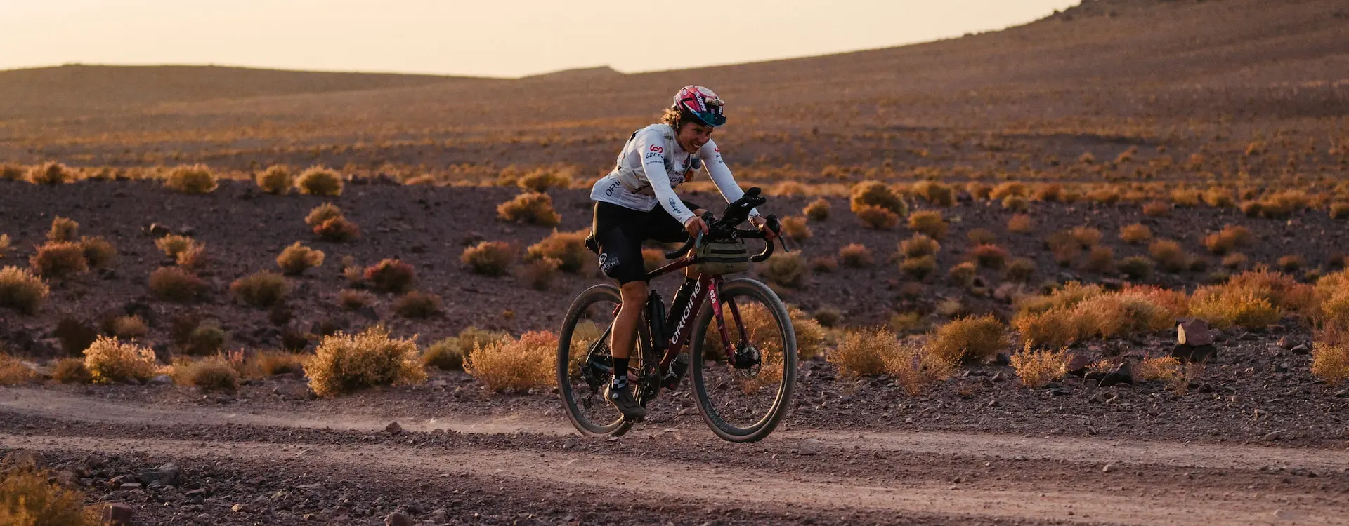 Gravel Origine Graxx GTO sur piste, l'un des deux modèles gravel éligibles au Fast Pass