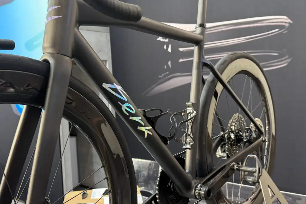Berk Cesta: a handmade carbon road bike built in Slovenia