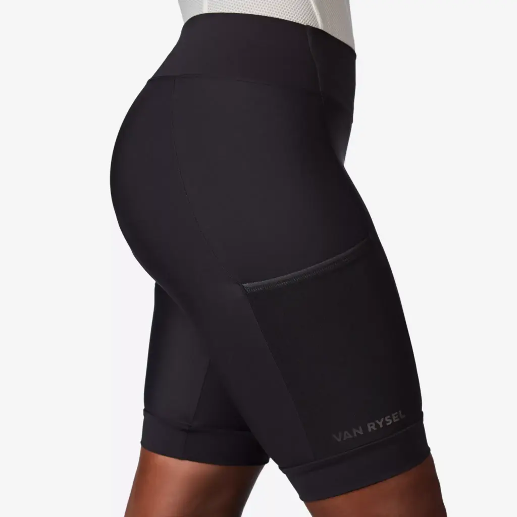 Van Rysel intègre une protection menstruelle dans un cuissard à 40 euros