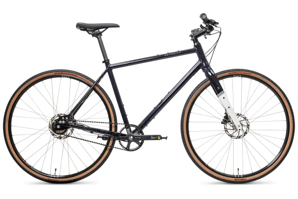 Priority Apollo Flat Bar : un gravel à courroie et moyeu Alfine 11, à 1 799 dollars