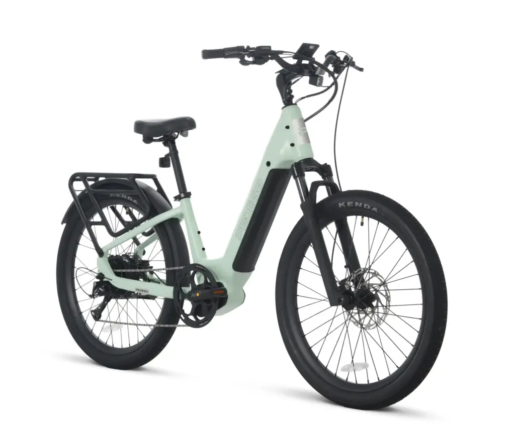 Pedego lance sa gamme 2.0 avec les e-bikes Ridge Rider 2 et Latch 2