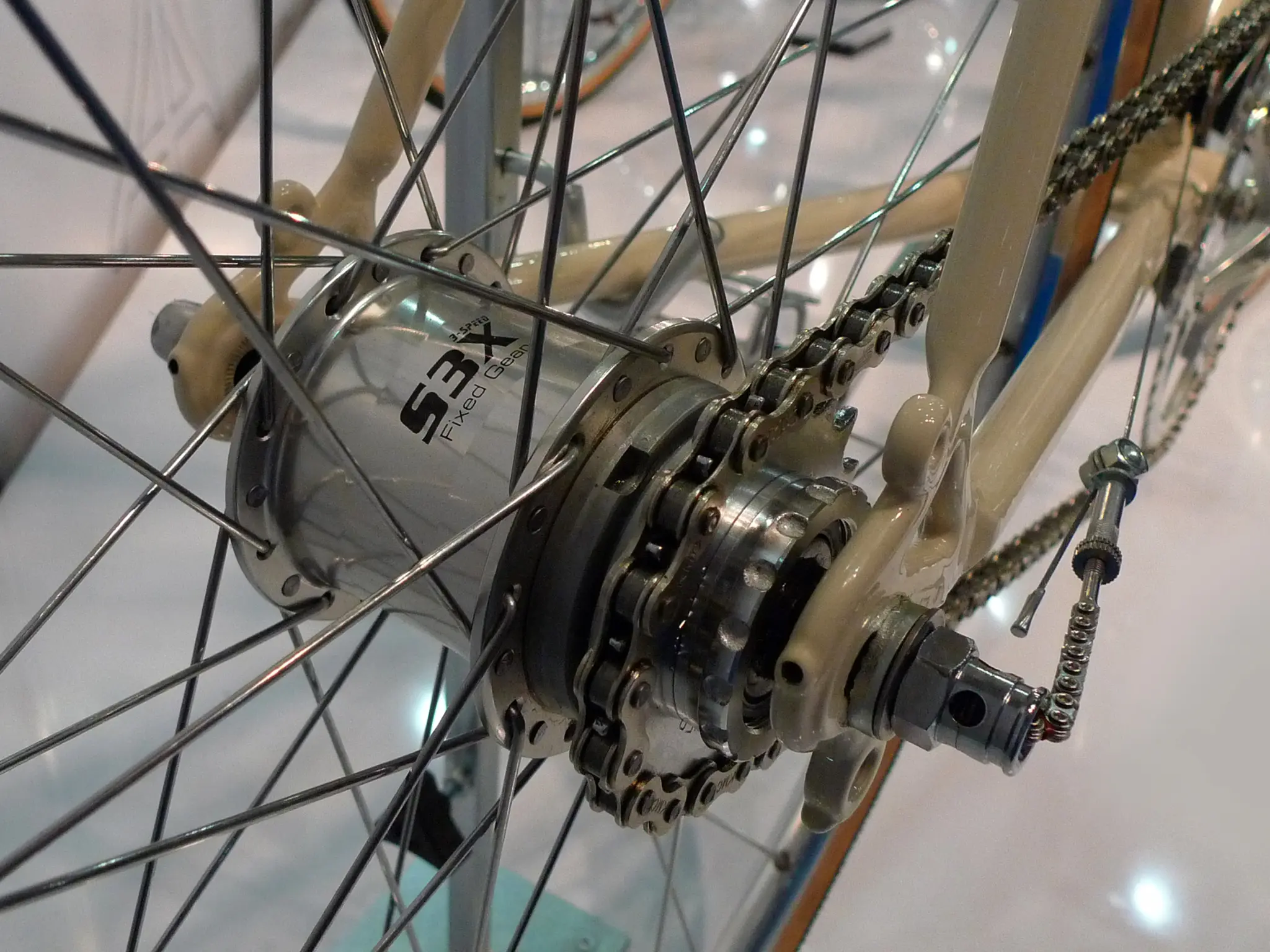 Moyeu Sturmey-Archer SX3