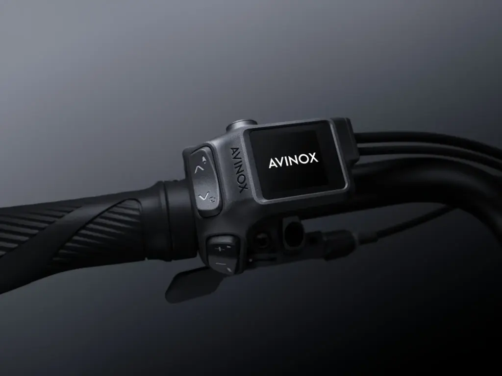 Avinox DP200 : l’écran de contrôle du système DJI migre vers le cintre