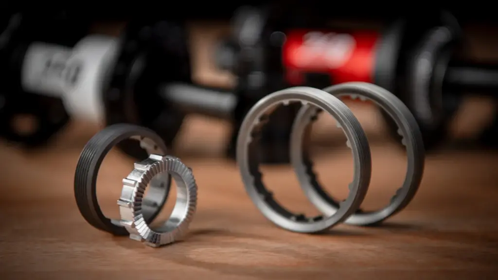 DT Swiss brings its DF anti-kickback system to classic Ratchet hubs