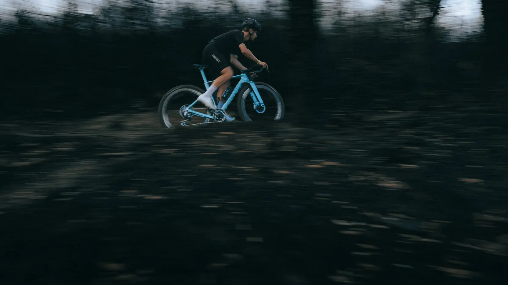 Le Factor Elara en action, coloris Virescent Blue