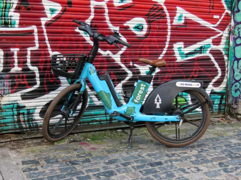 London: 500 hire bikes are getting a numbered plate