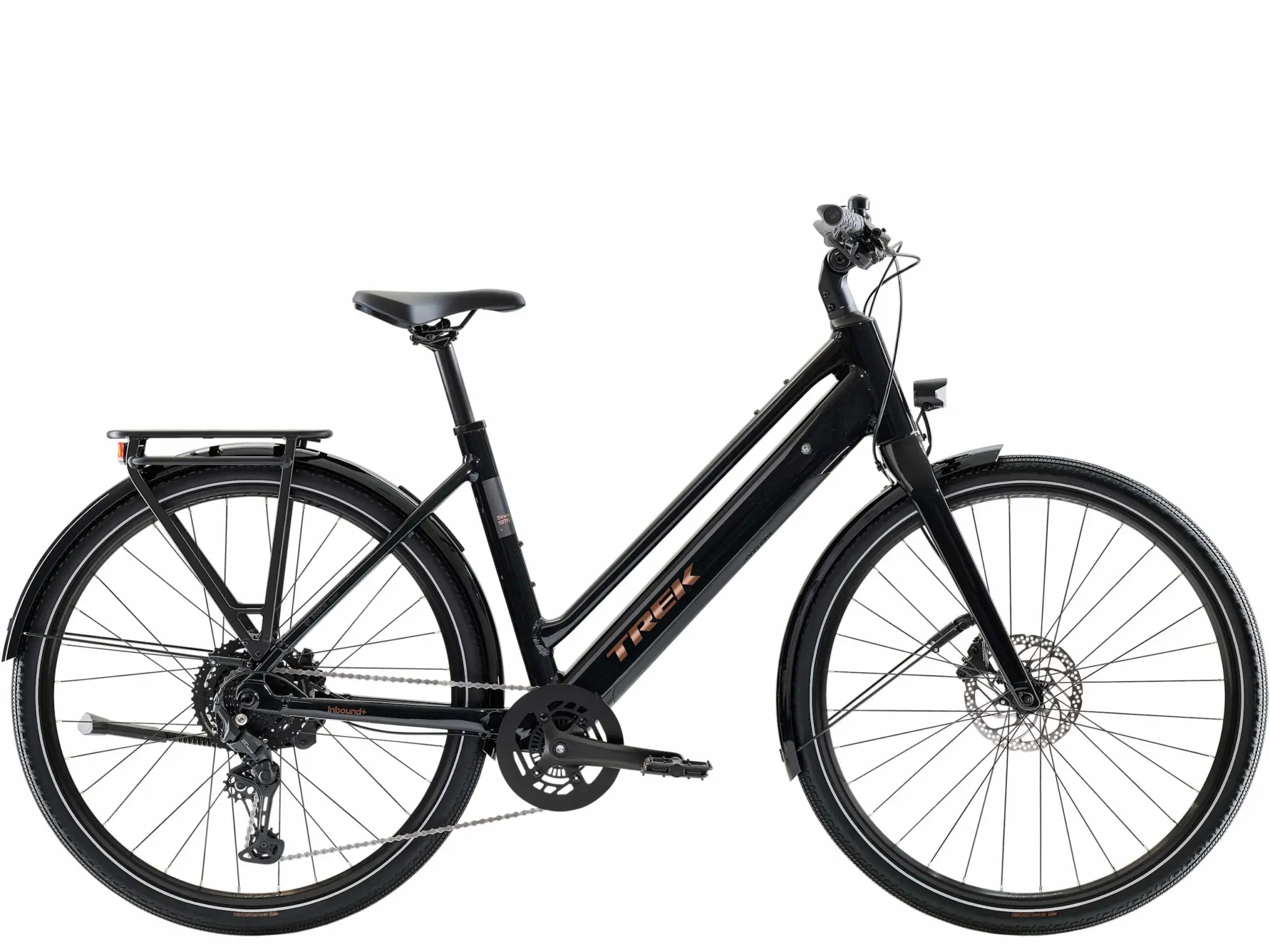 Black Trek Inbound+ 2 R10 LS with a lowstep frame, fitted with a rear derailleur, mudguards and a rack