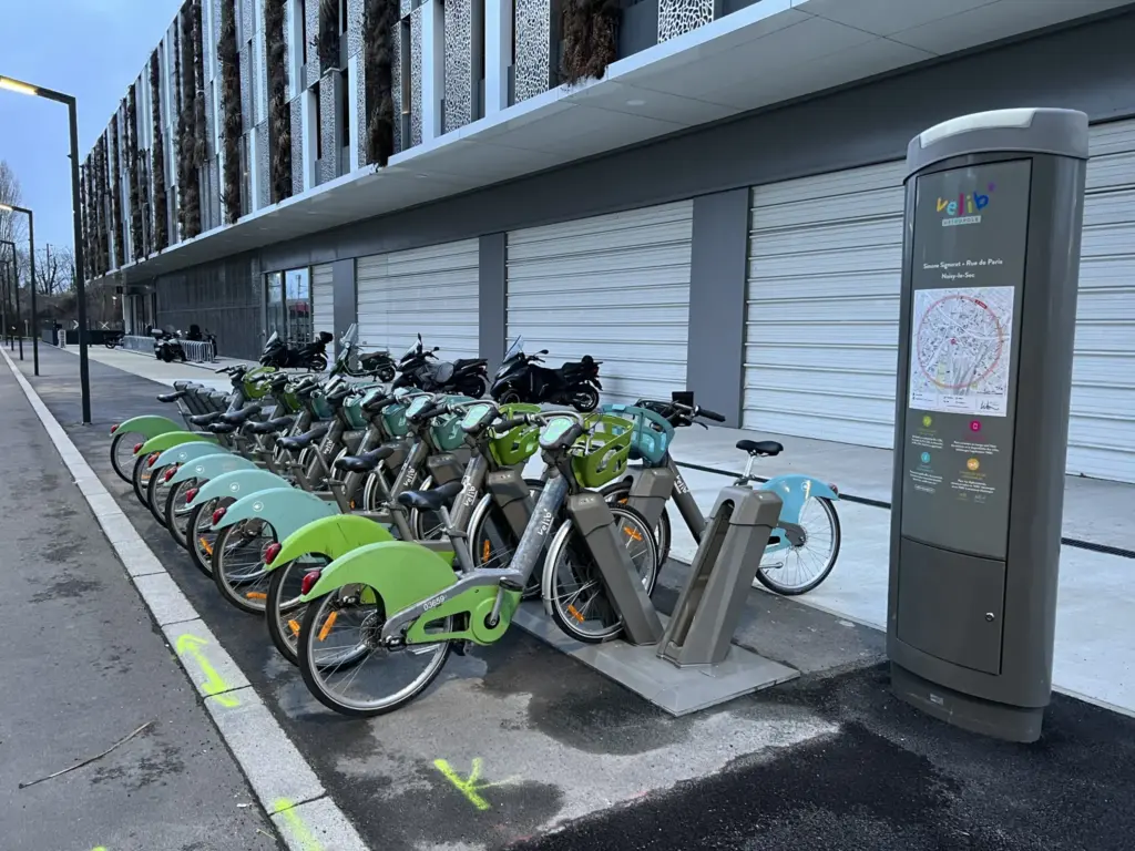 Visite du pape à Paris : Vélib’ ouvre deux stations géantes de 400 places