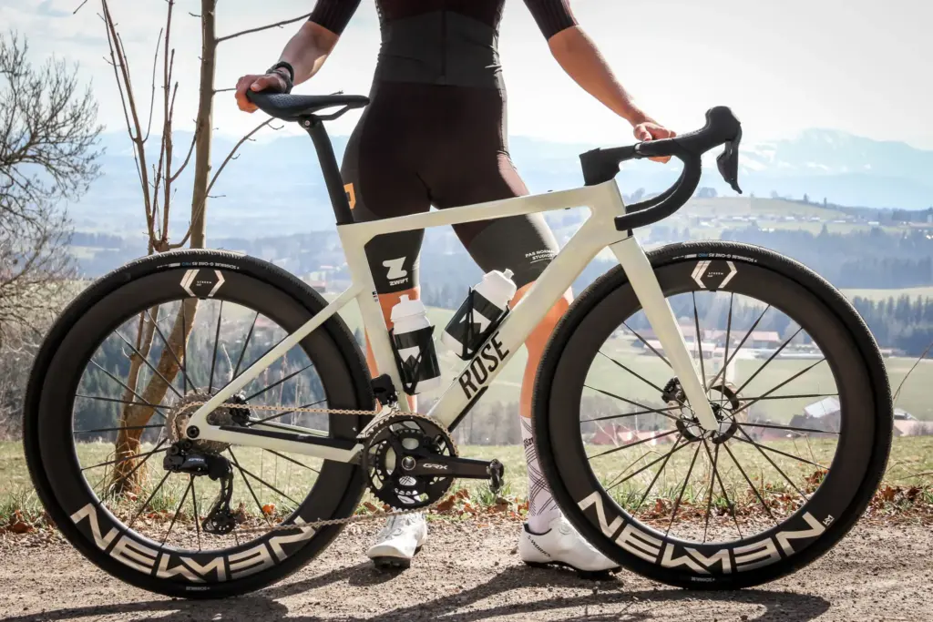Newmen Streem G.62 : la roue gravel aéro passe au 32 pouces, à 1 670 g