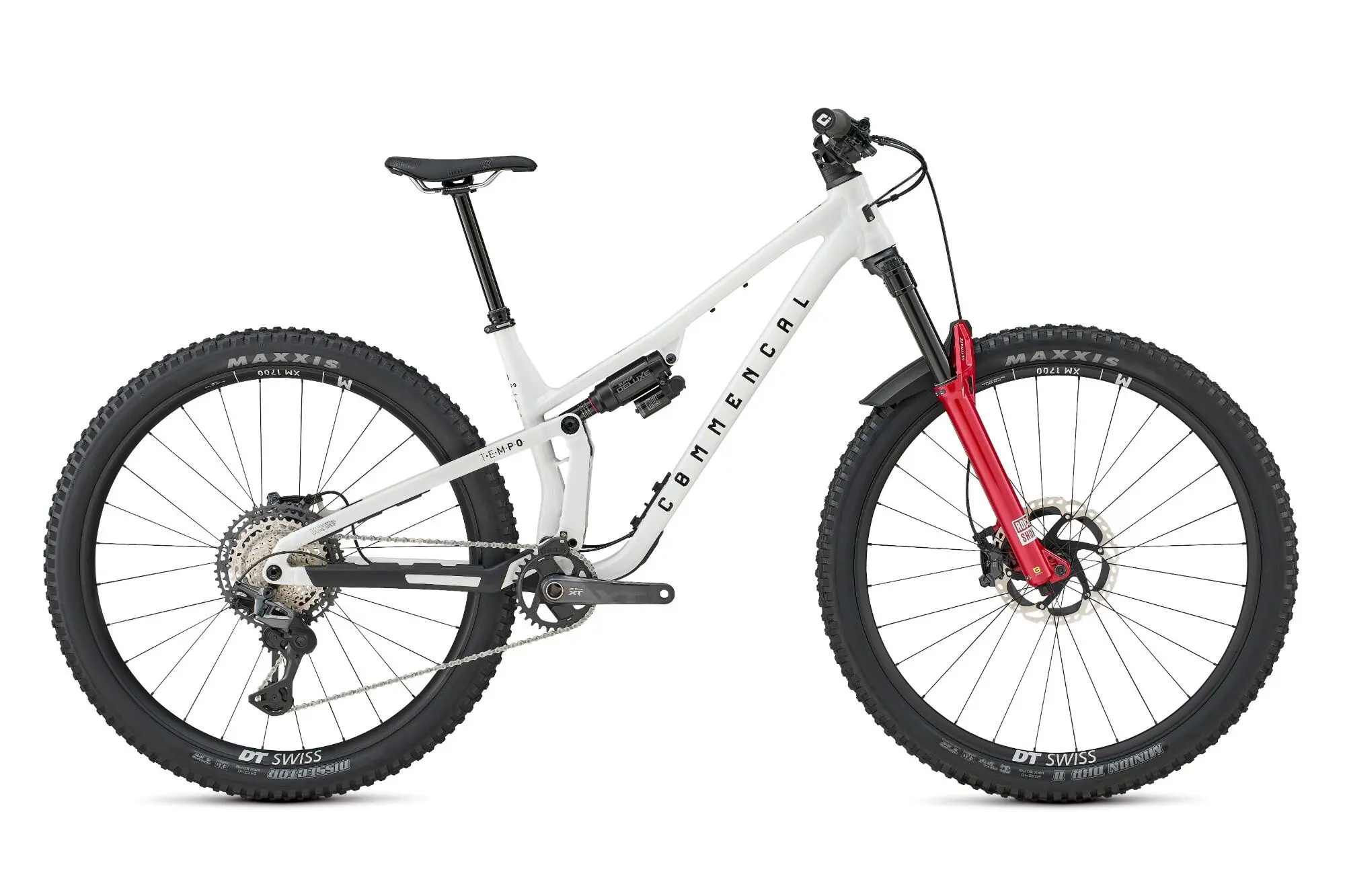 Le Commencal T.E.M.P.O. V2 Pure White de profil sur fond blanc, transmission Shimano XT et roues DT Swiss