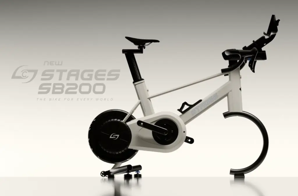 Stages SB200 : un vélo d’entraînement connecté qui oscille, 25 kg plus léger que le SB20