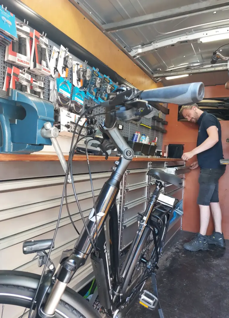 Europe will need to recruit 105,000 bike mechanics by 2032, report says